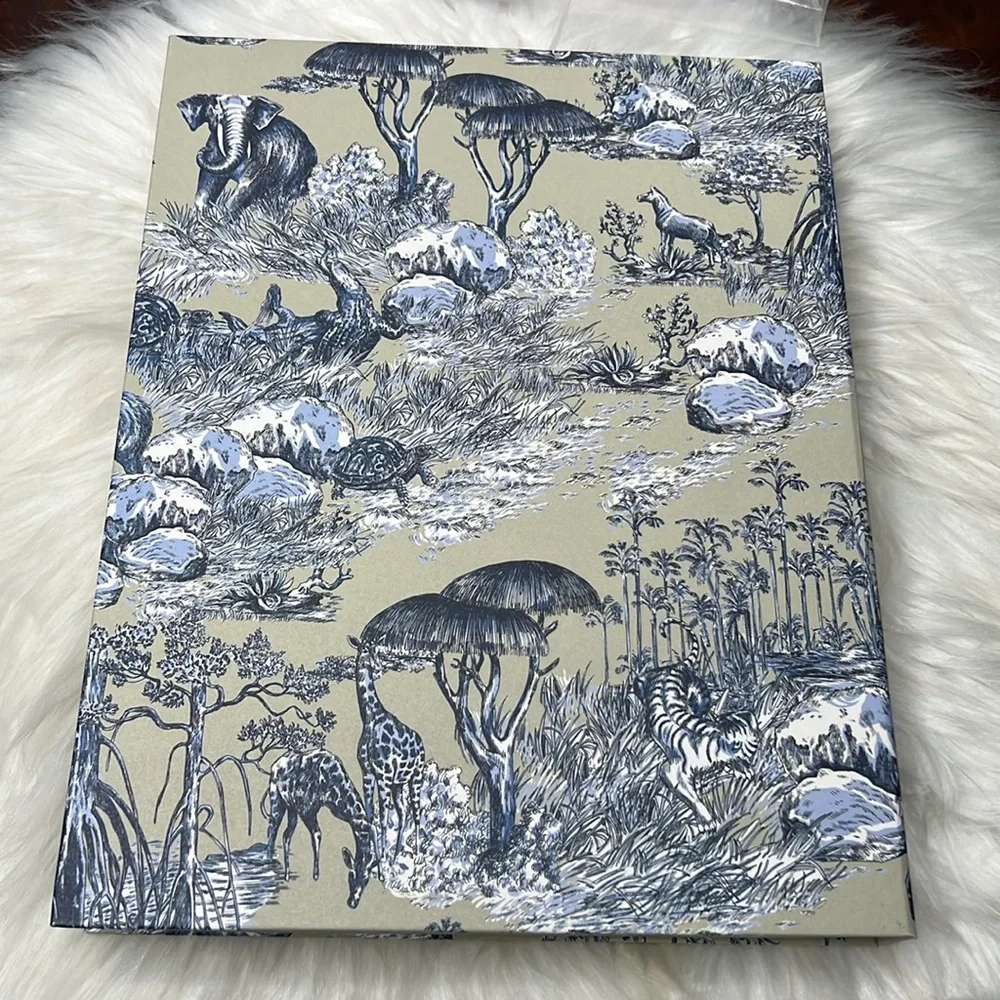 Dior Gift Set Notebook & Pencils Limited Edition Around The World Stationary Set - Picture 13 of 17